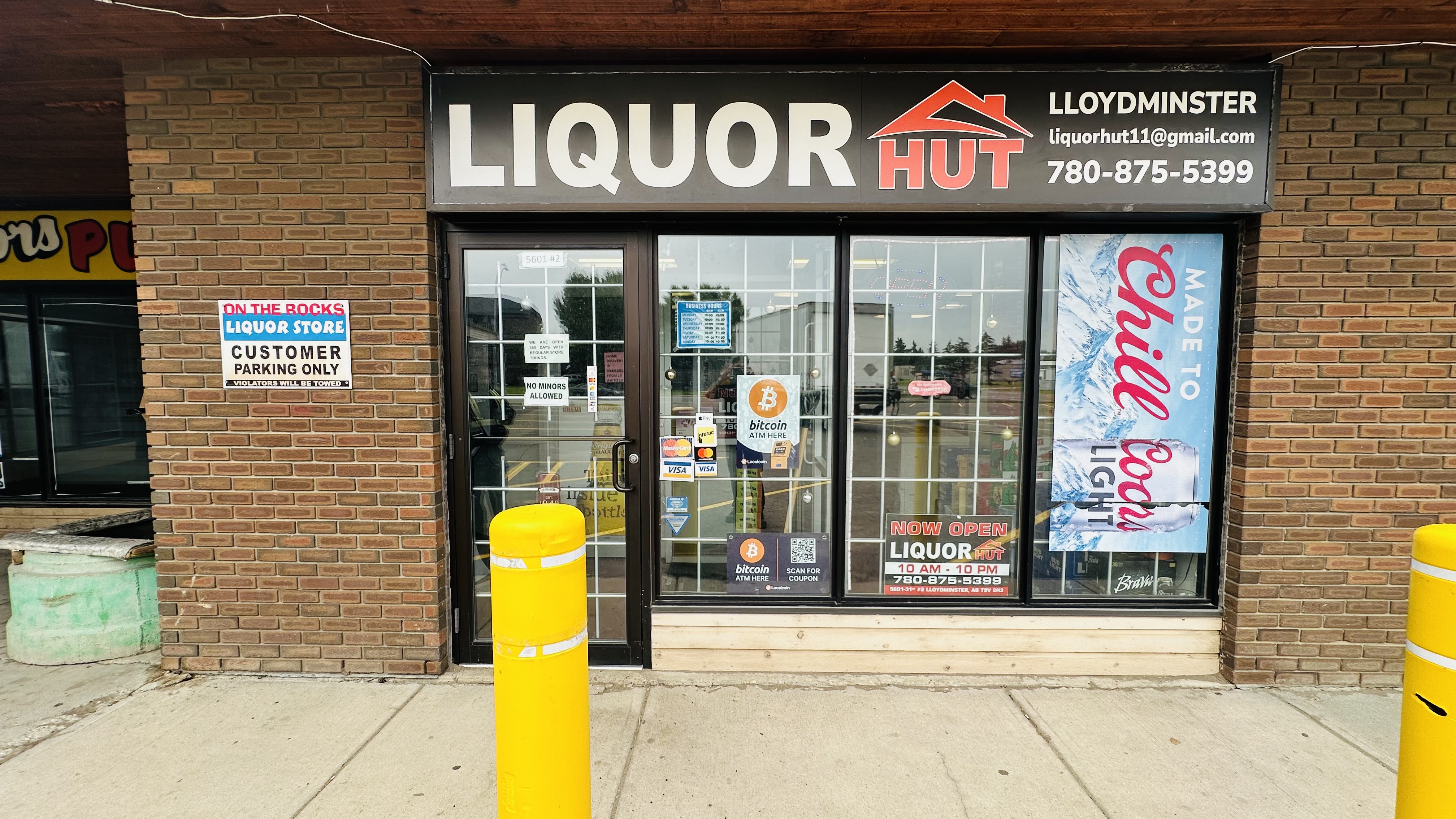 Image of LIQUOR HUT