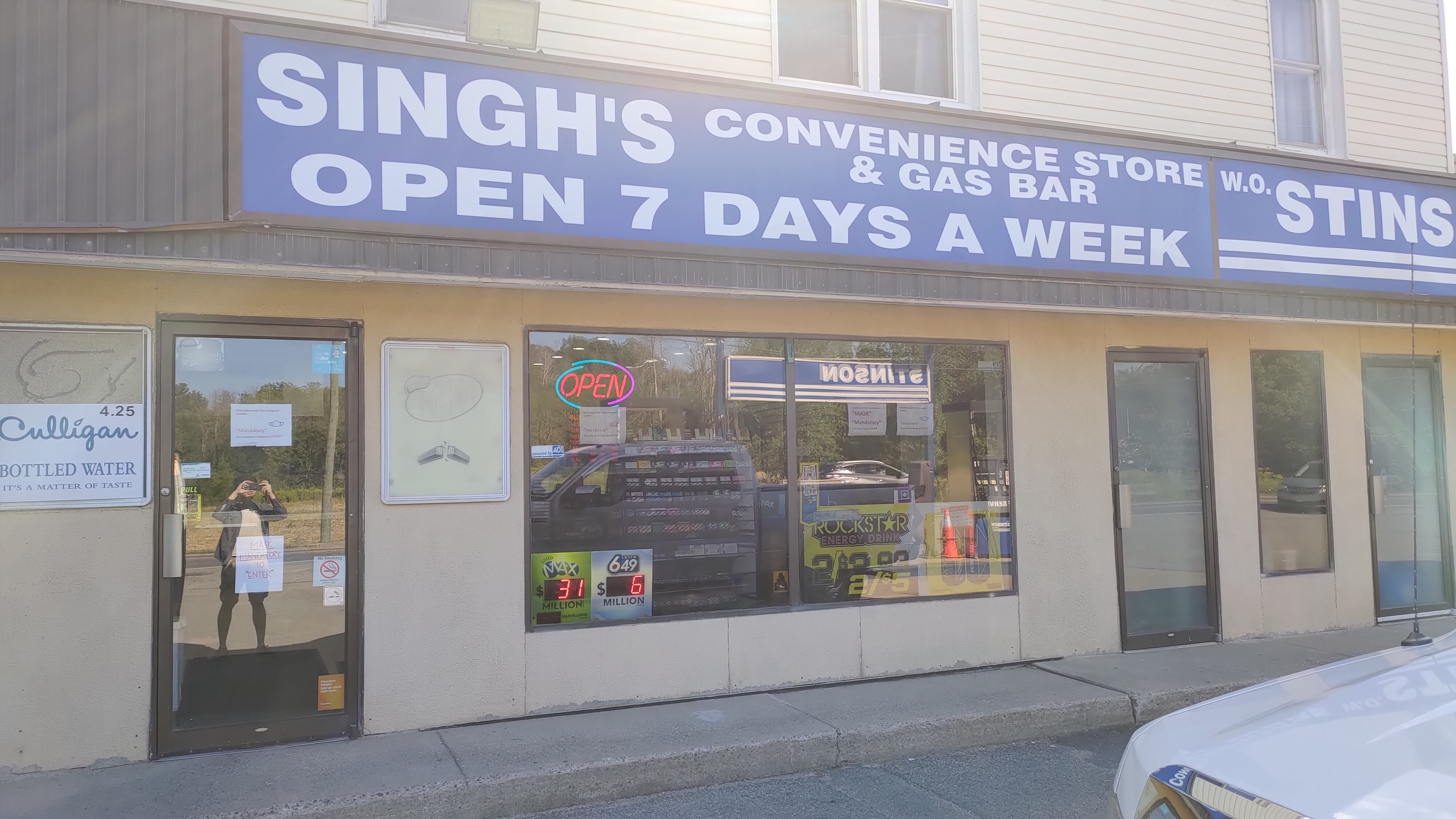 Image of Singh's Convenience, Kingston