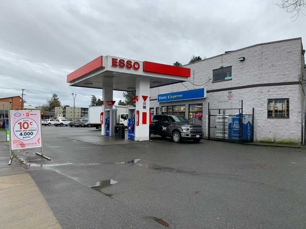 Image of Esso
