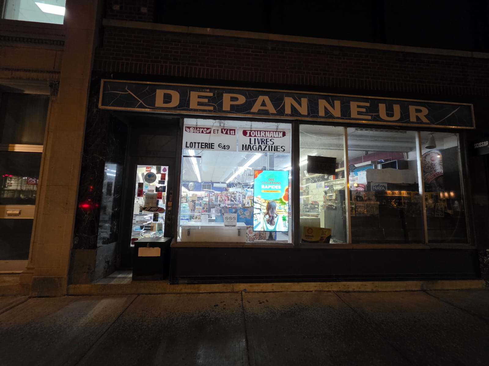 Image of Lee Discount House
