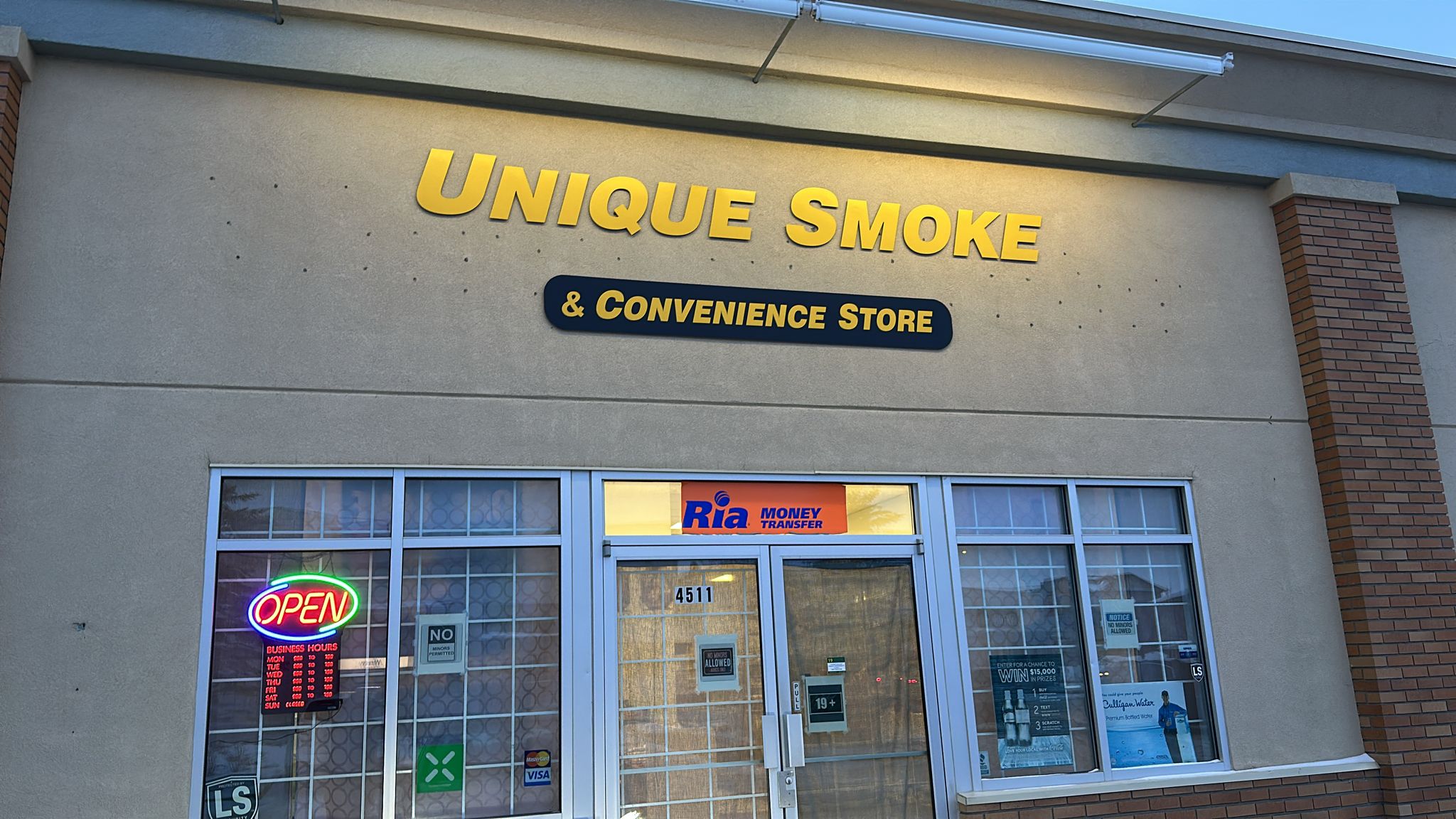 Image of Unique Smoke and Convenience Regina