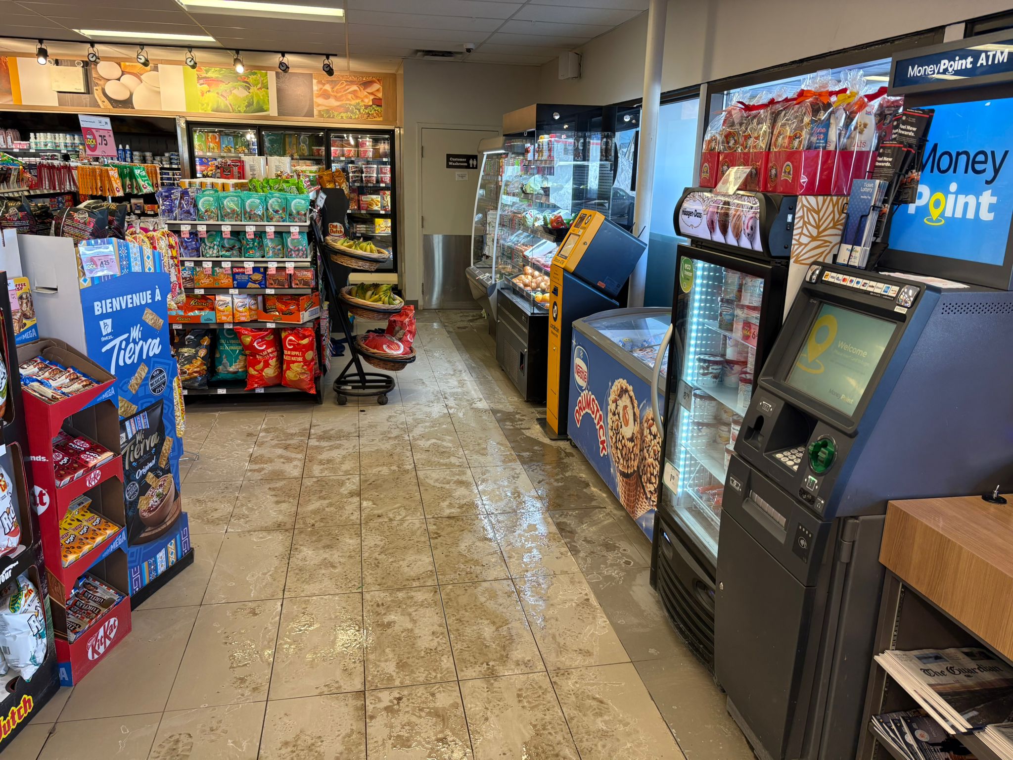 Image of Needs Convenience - Petro Canada