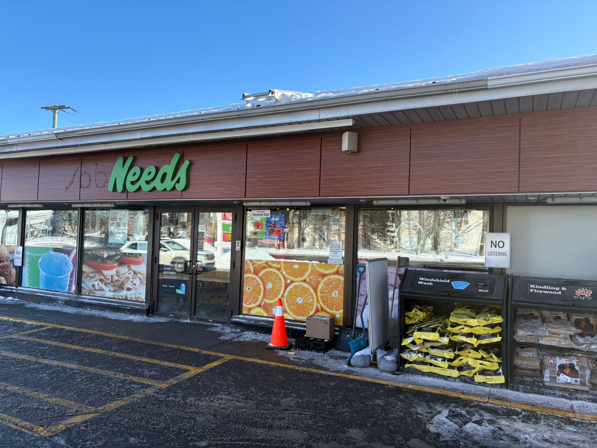 Image of Needs Convenience - Petro Canada