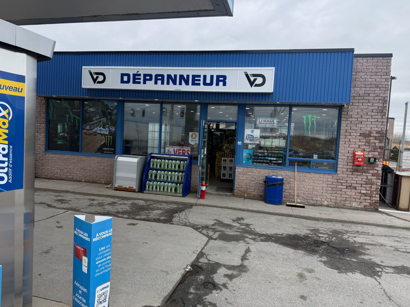 Image of VD Dépanneur
