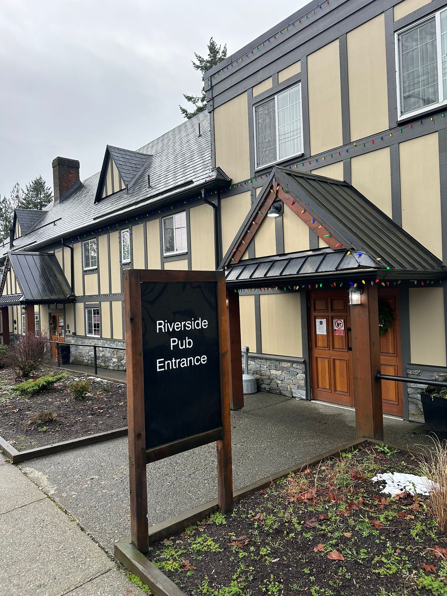 Image of Riverside Inn Pub