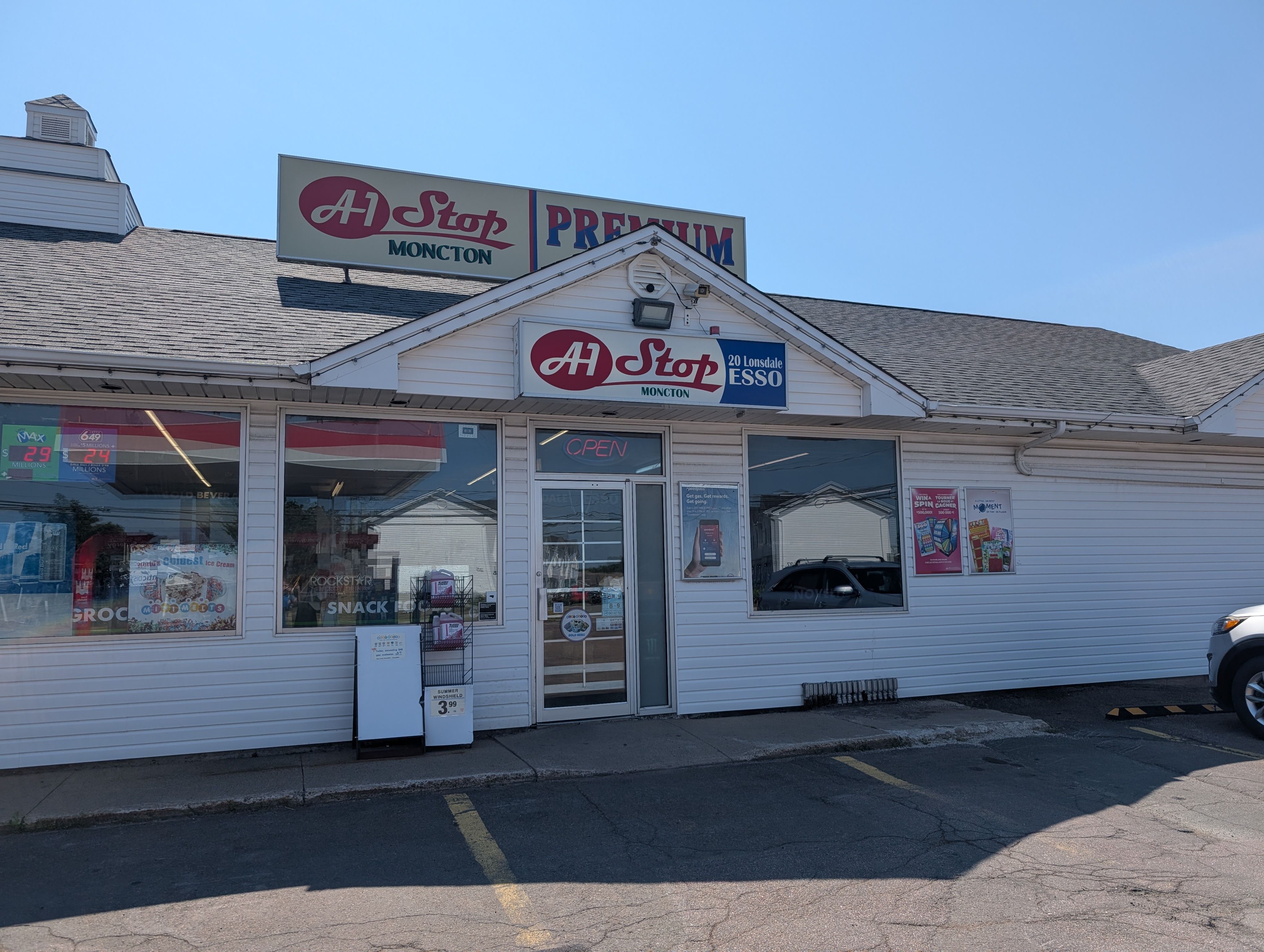 Image of Lonsdale ESSO