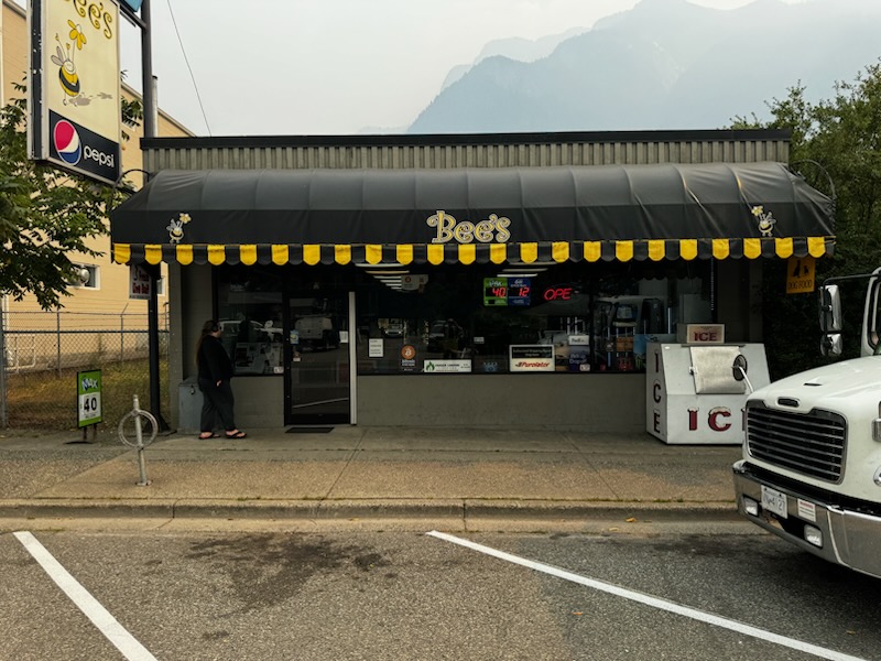 Image of Bee's Market