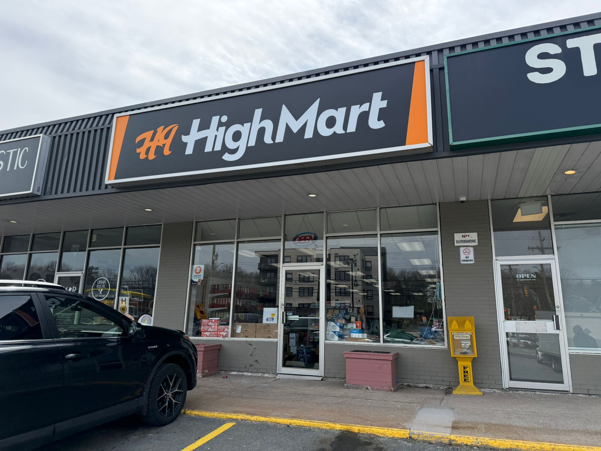 Image of HighMart Stores