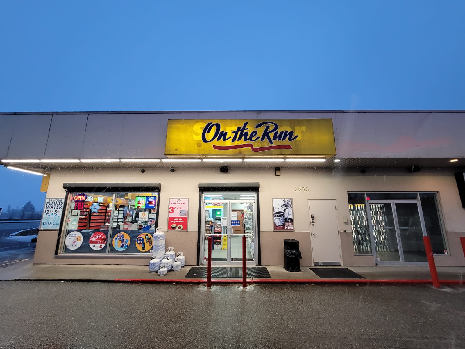 Image of On the Run Esso