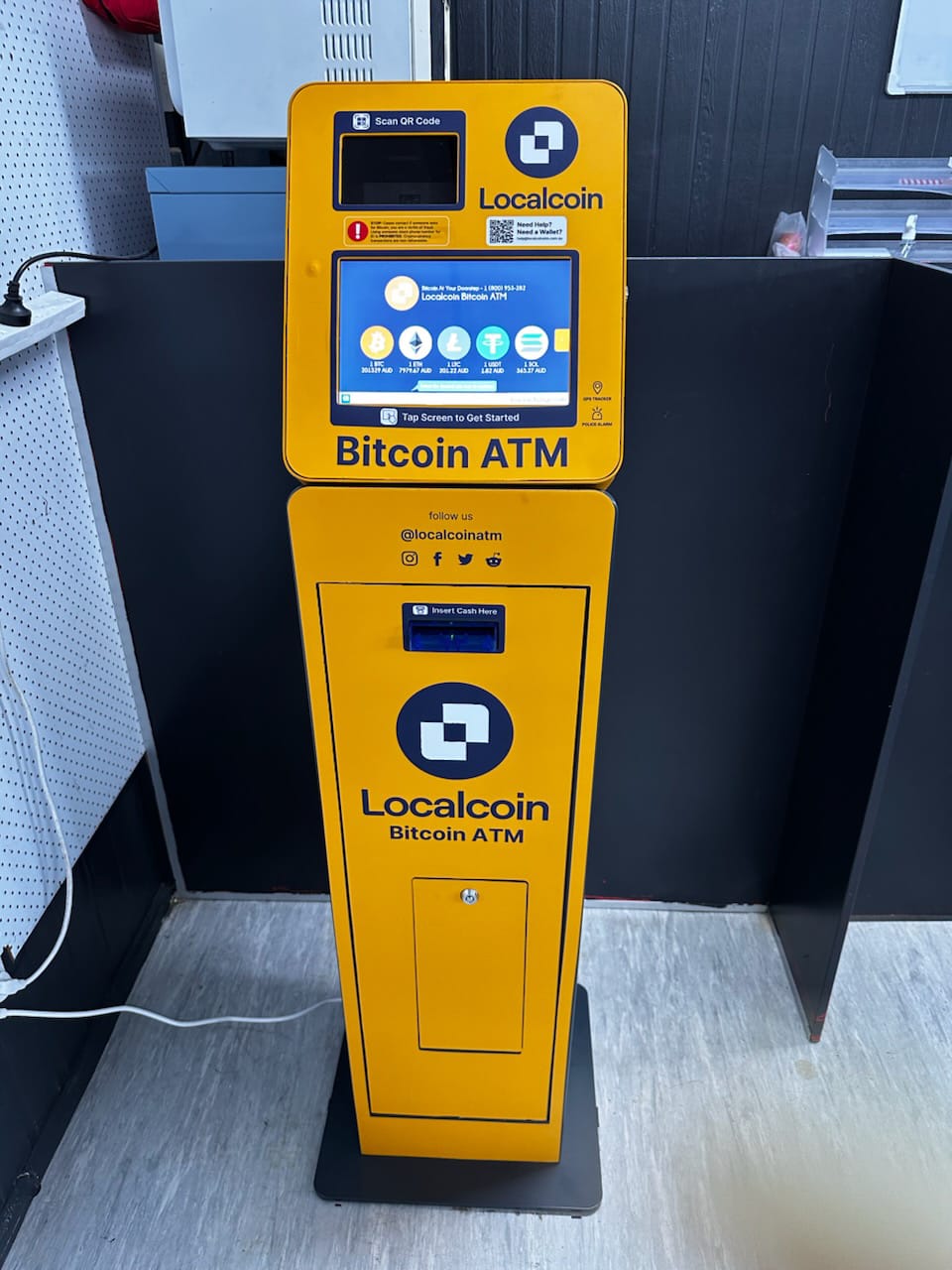 Image of Fuel and Shop Mobil Fuel Urangan