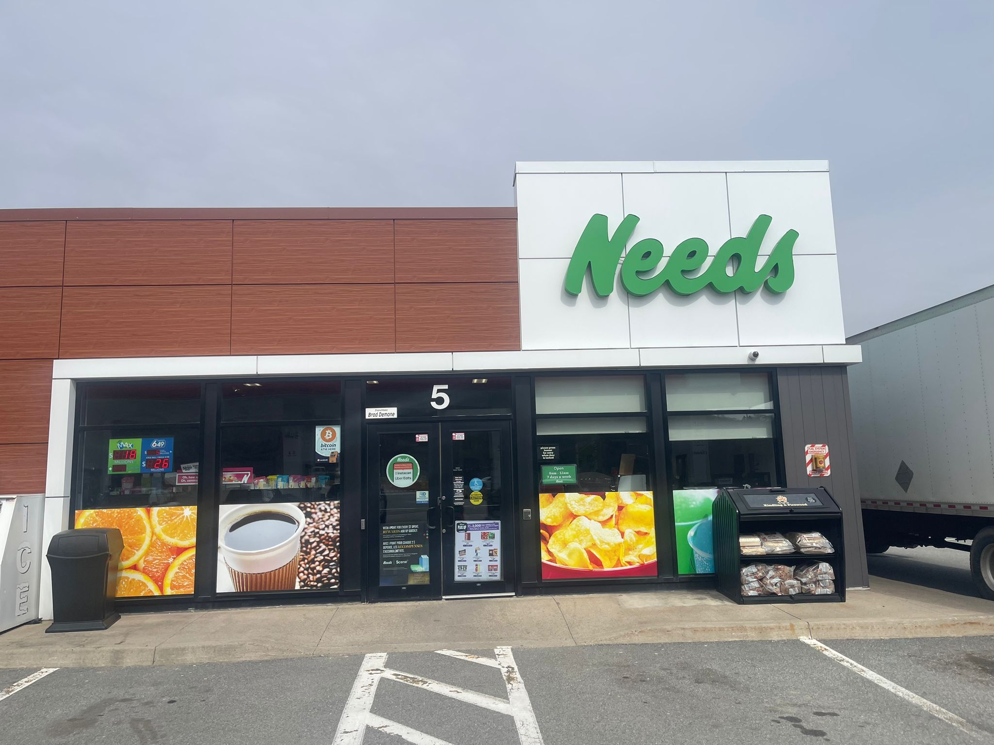 Image of Needs Convenience - Petro Canada