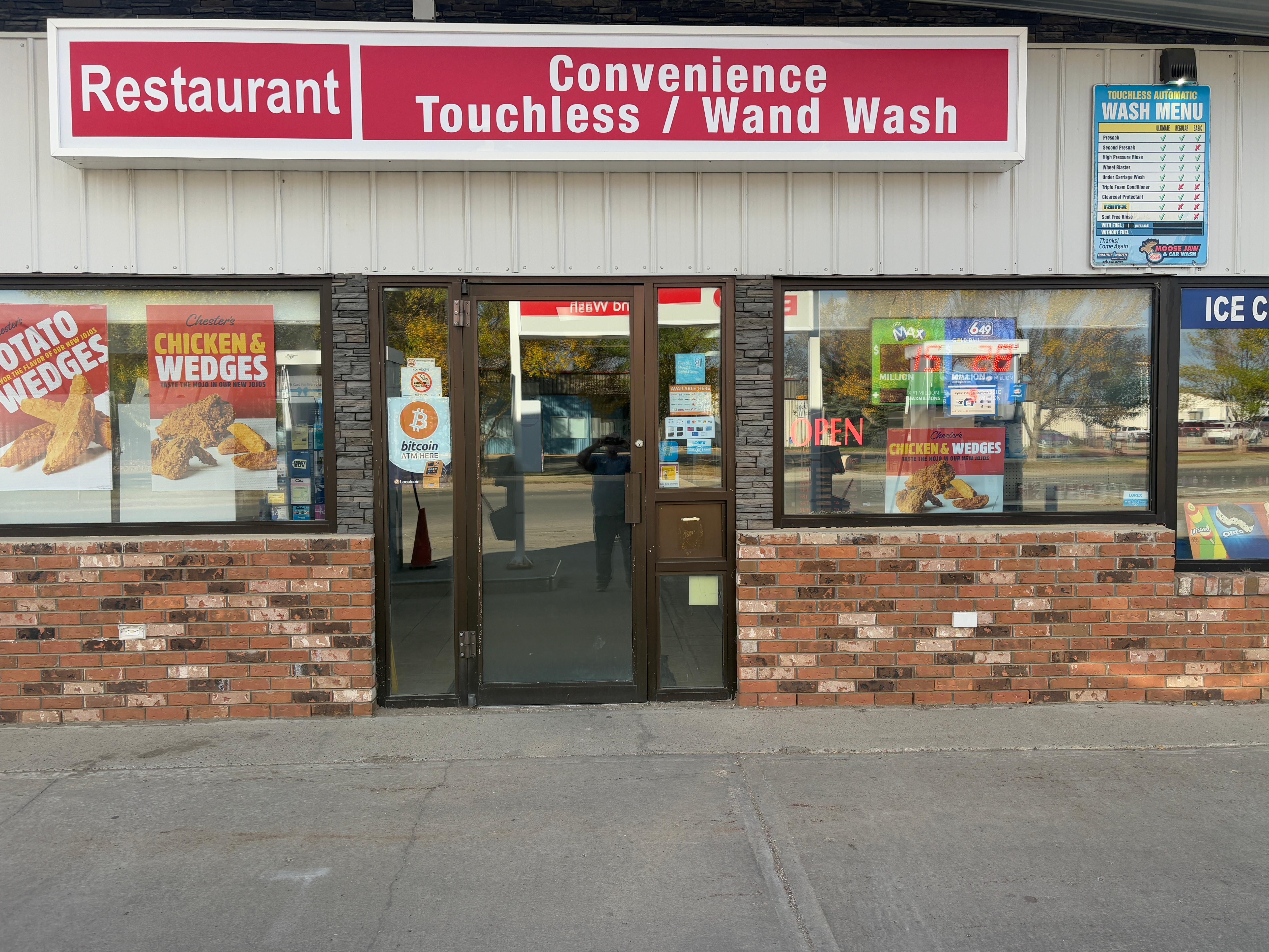 Image of Moose Jaw Esso & Car Wash