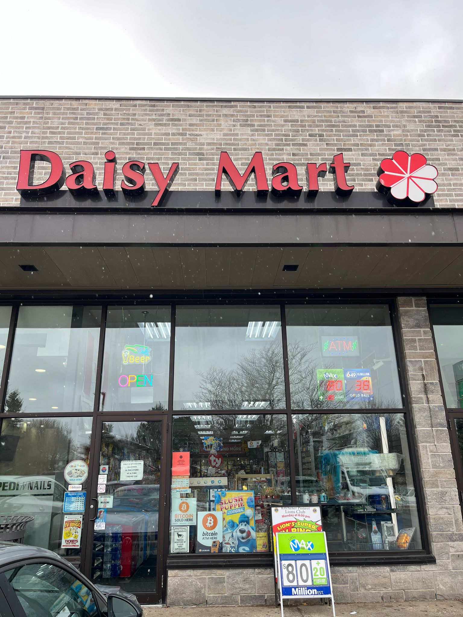 Image of Daisy Mart
