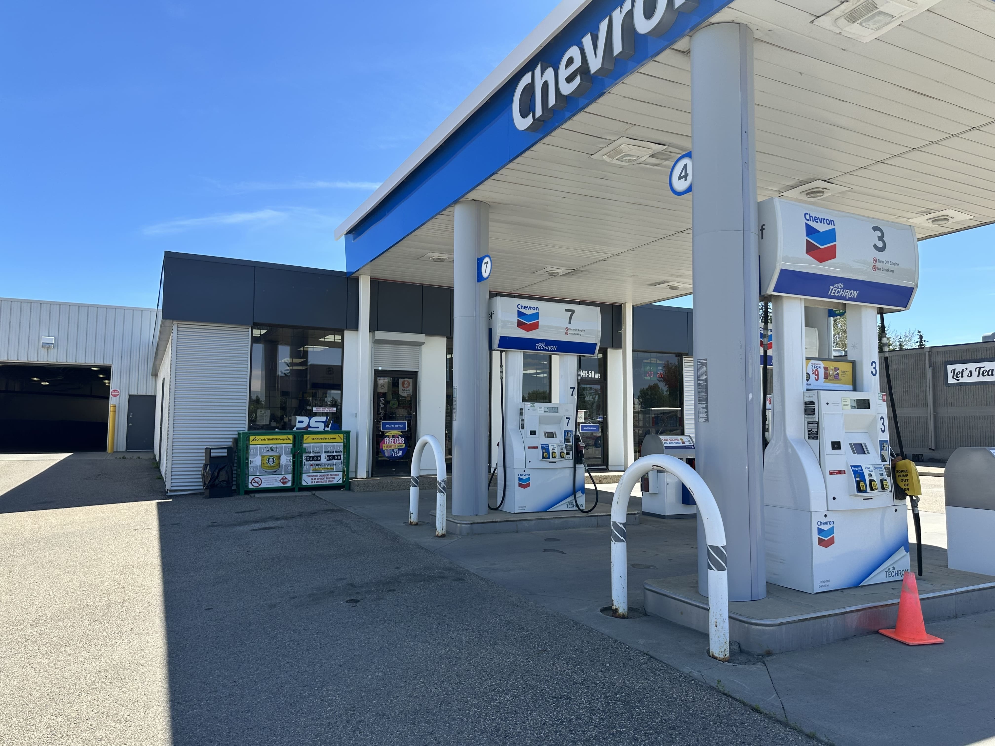 Image of On the Run - Chevron North Hill