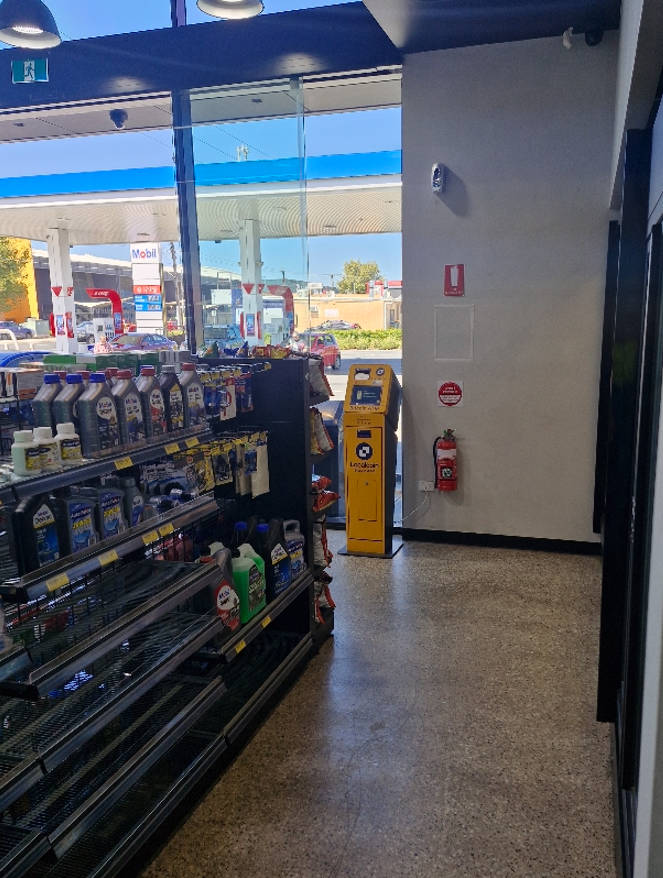 Image of Mobil Hillcrest