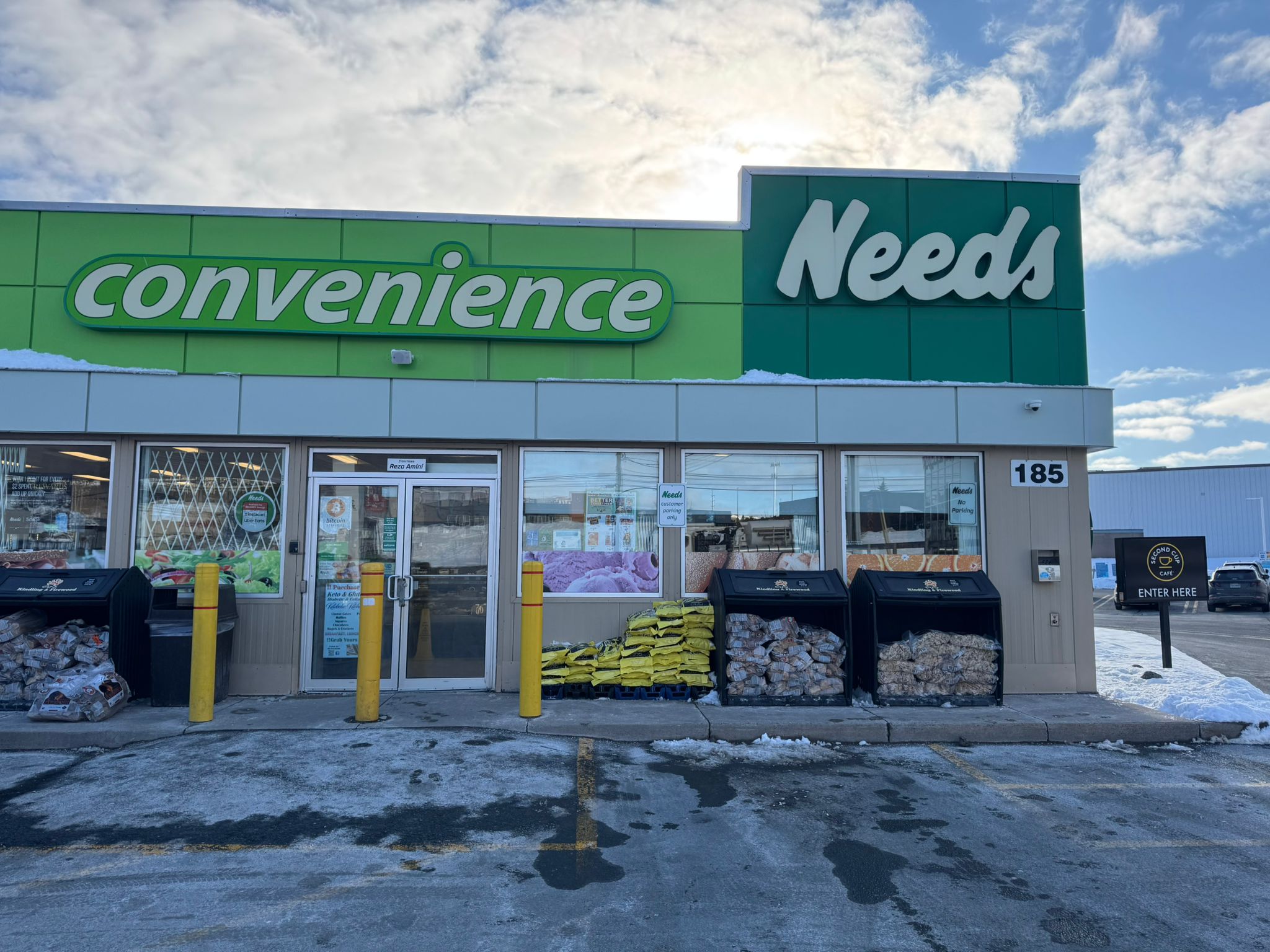 Image of Needs Convenience - Petro Canada
