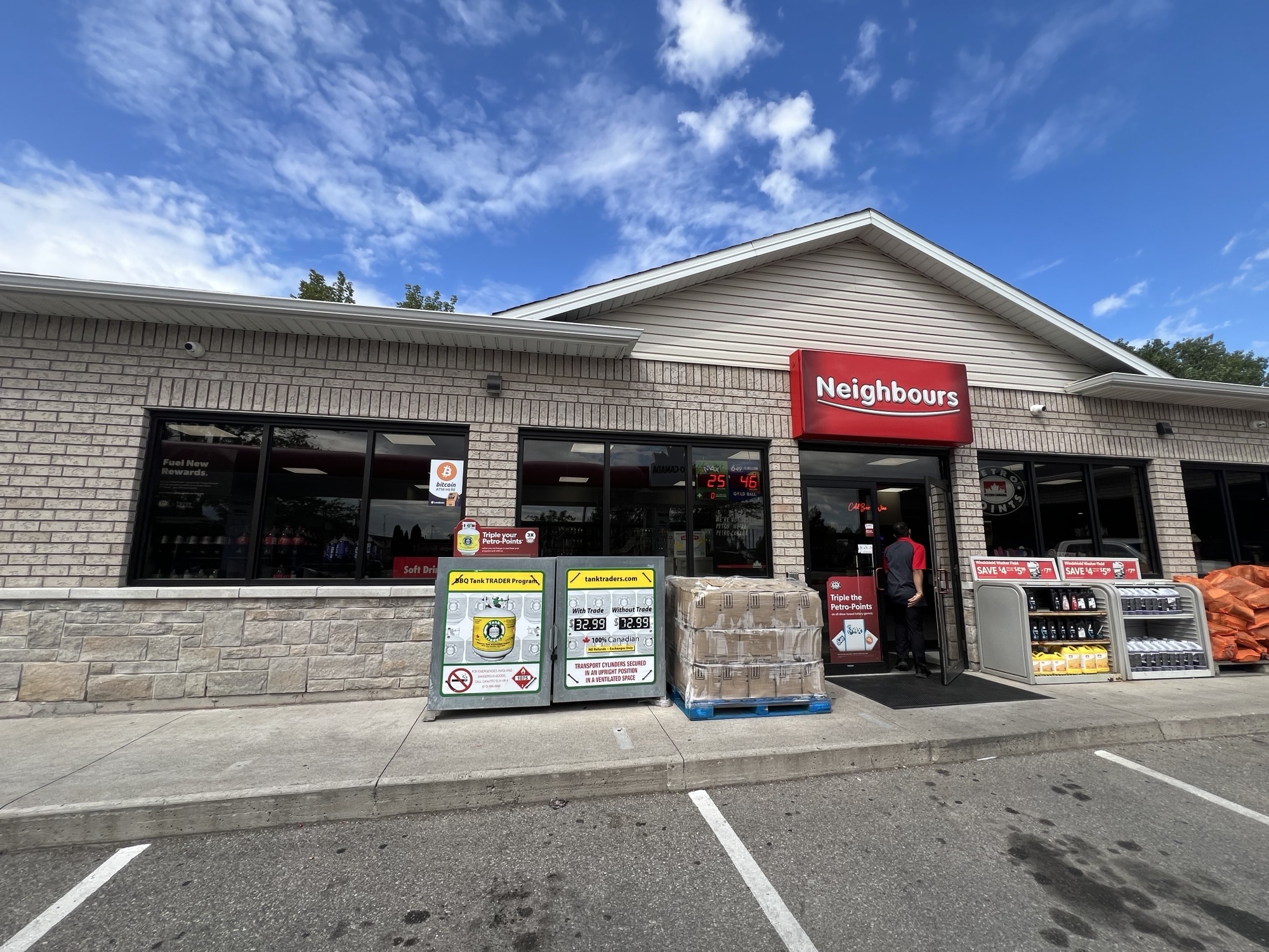 Image of Lundy’s Lane Petro Canada 