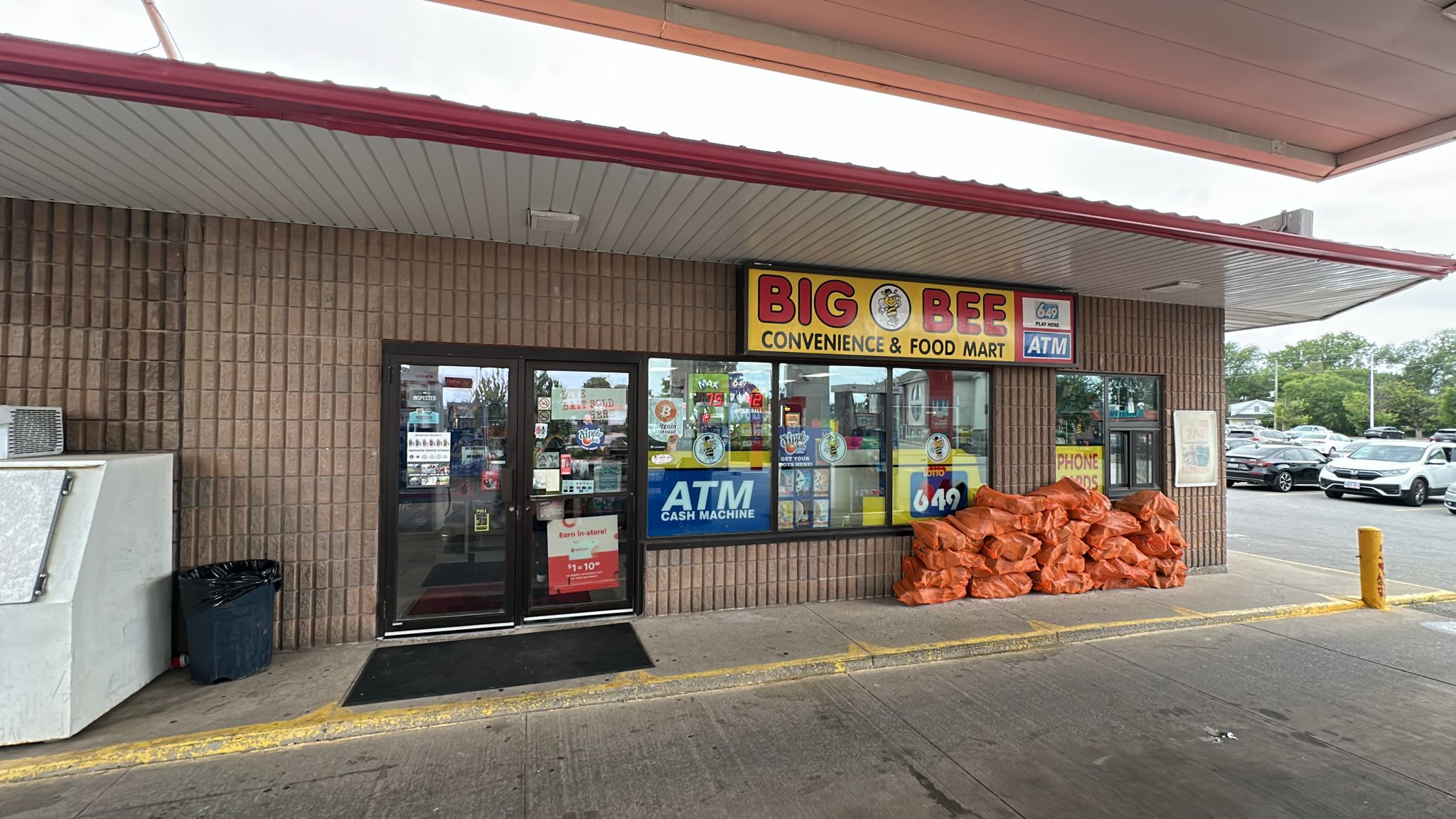 Image of Big Bee Convenience & Foodmart - St. Catharines