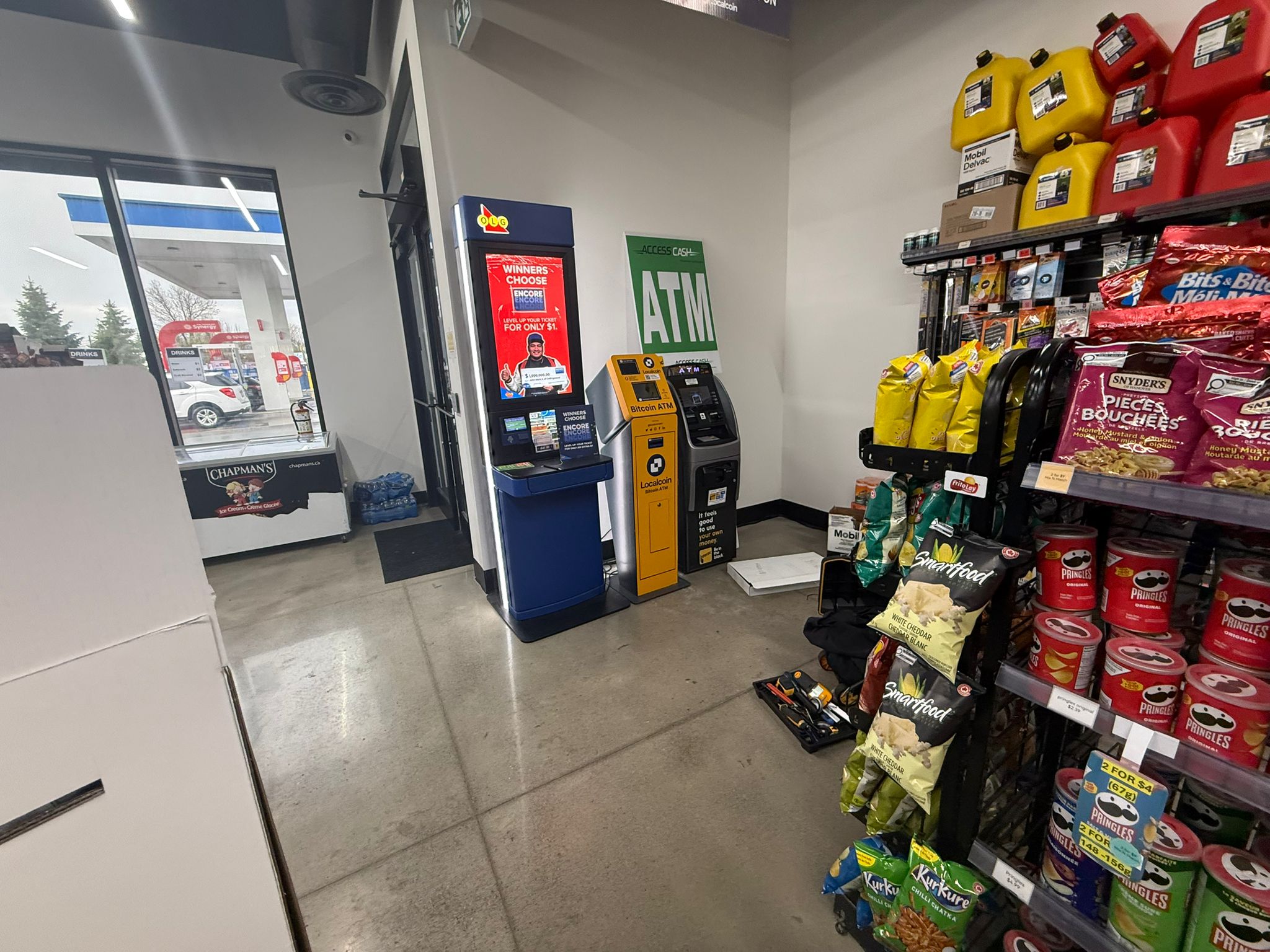 Image of Convenience Store - Mobil