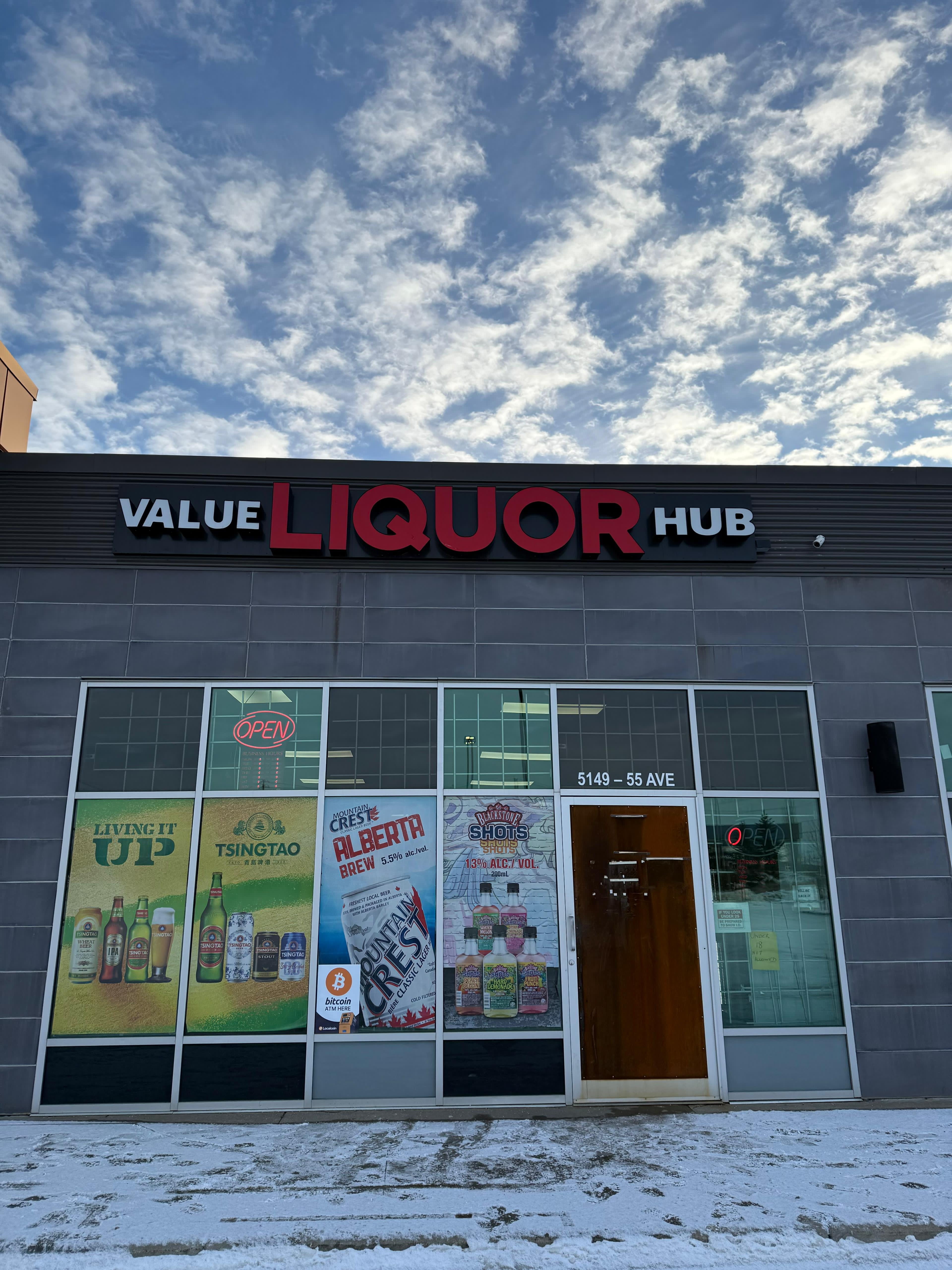 Image of Hawk Liquor