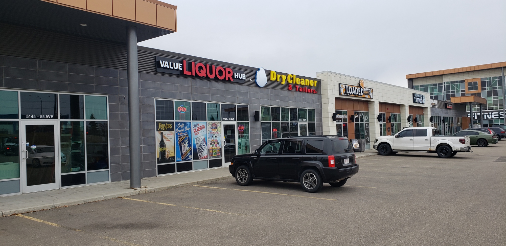 Image of Hawk Liquor