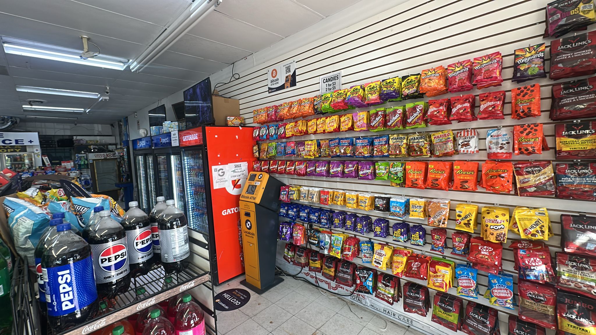 Image of Lawrence Mart Convenience