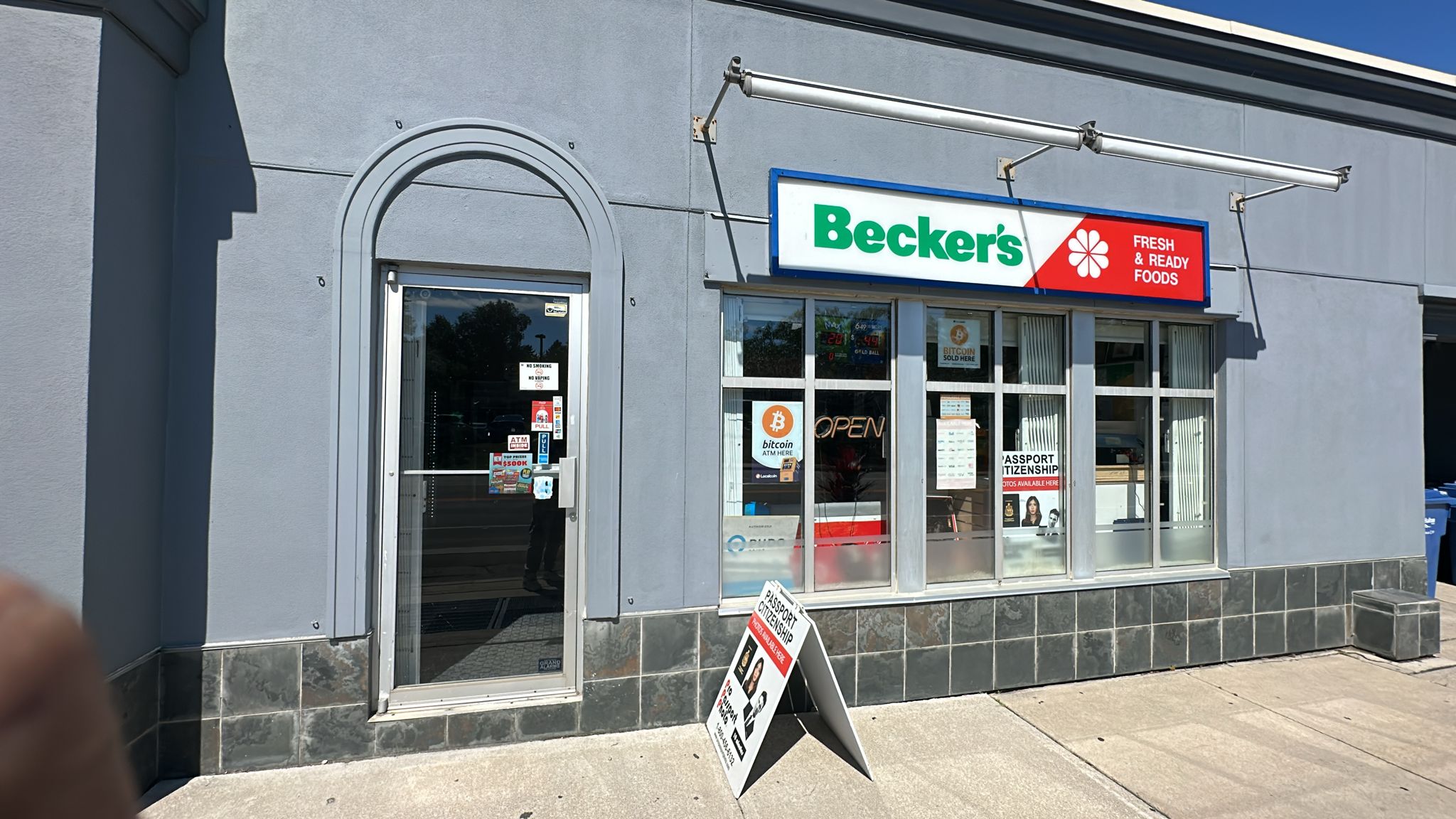 Image of Beckers Store