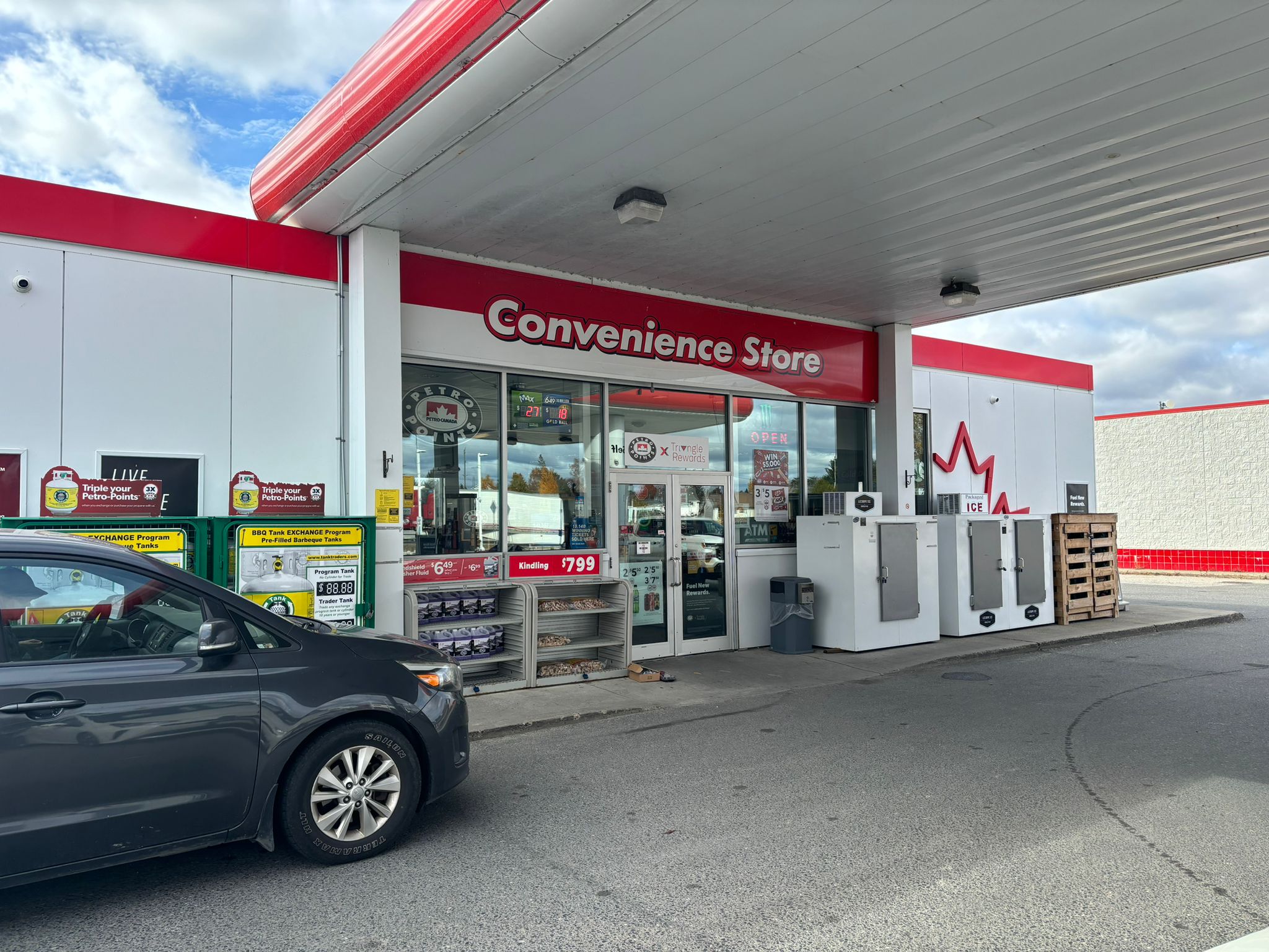 Image of Petro Canada - Espanola