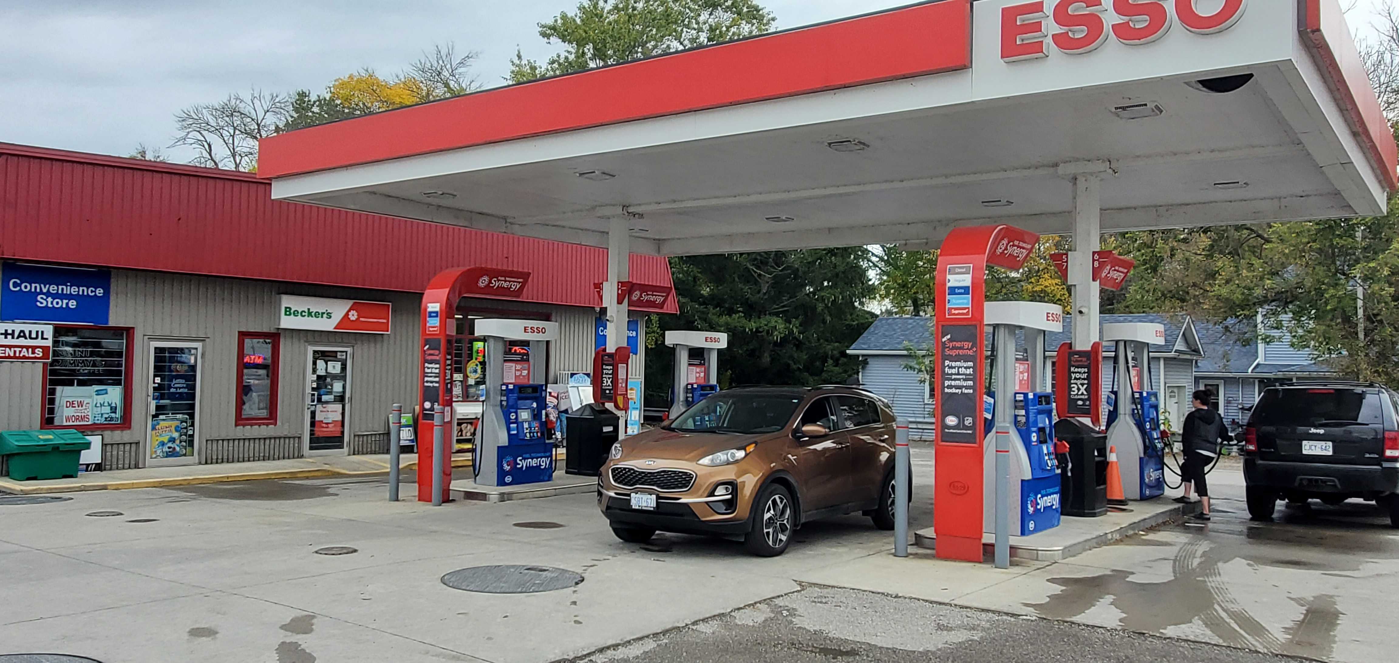 Image of Esso Beckers