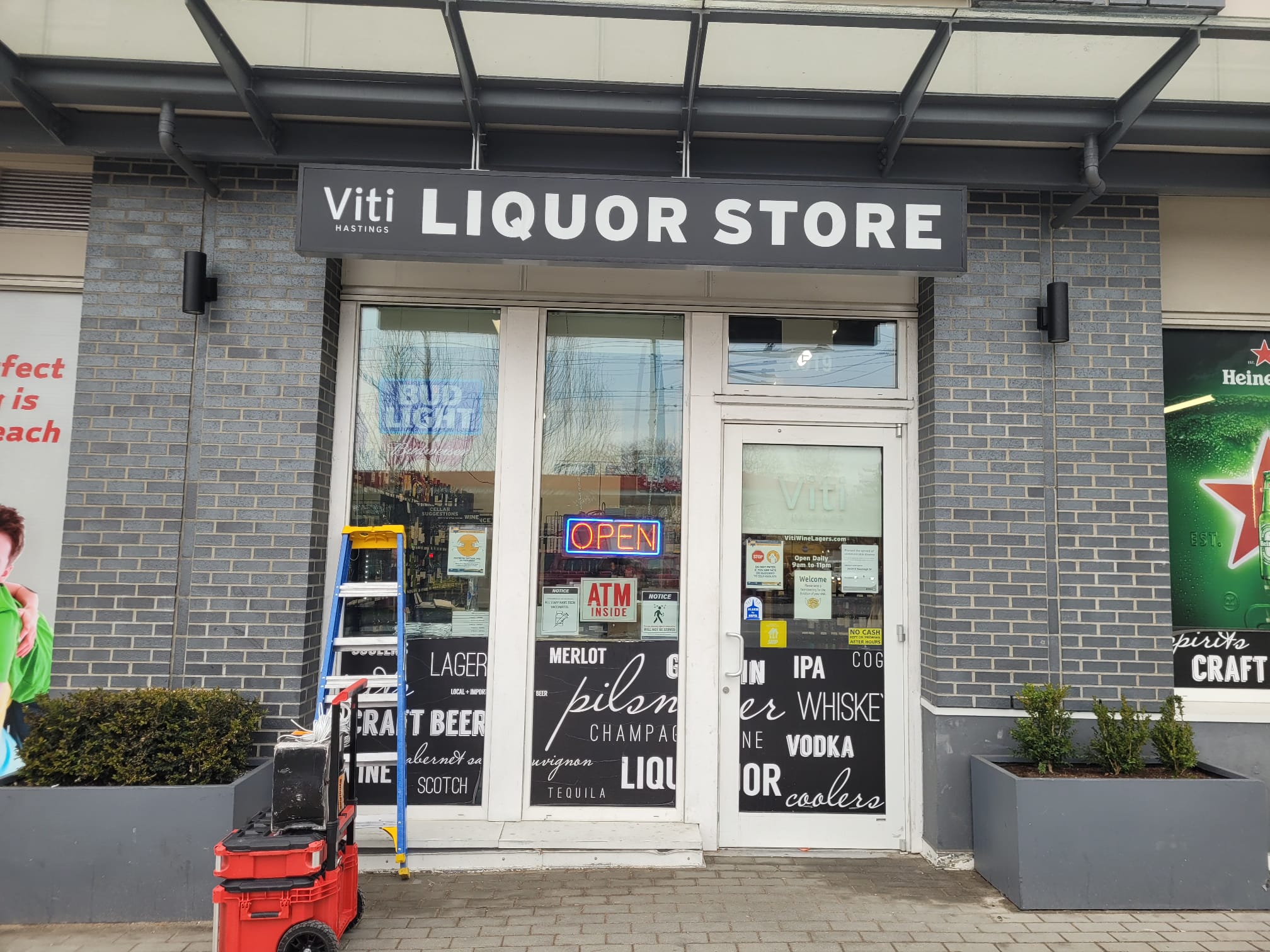 Image of Viti Wine and Lager (Hastings)