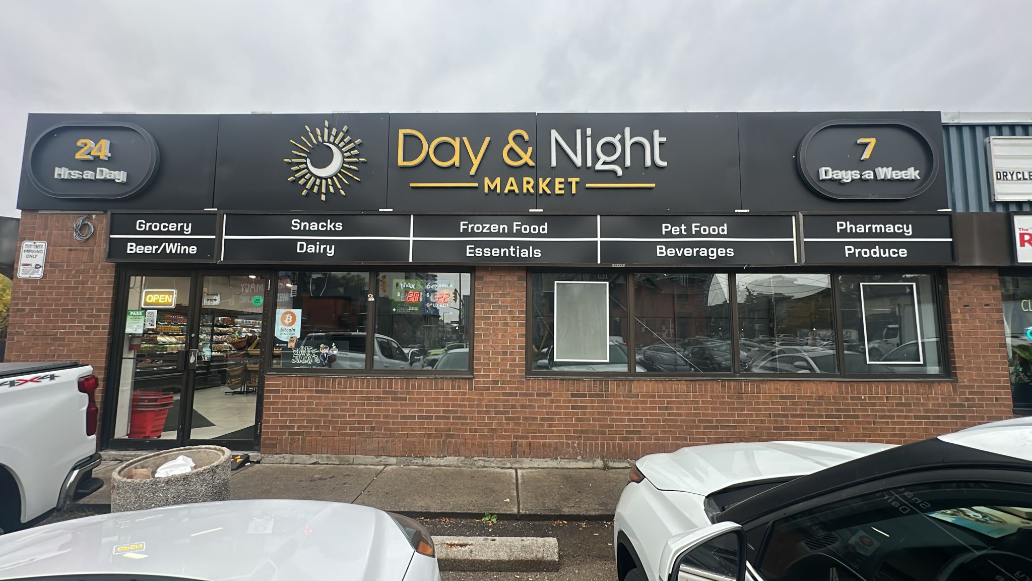 Image of Day & Night Market