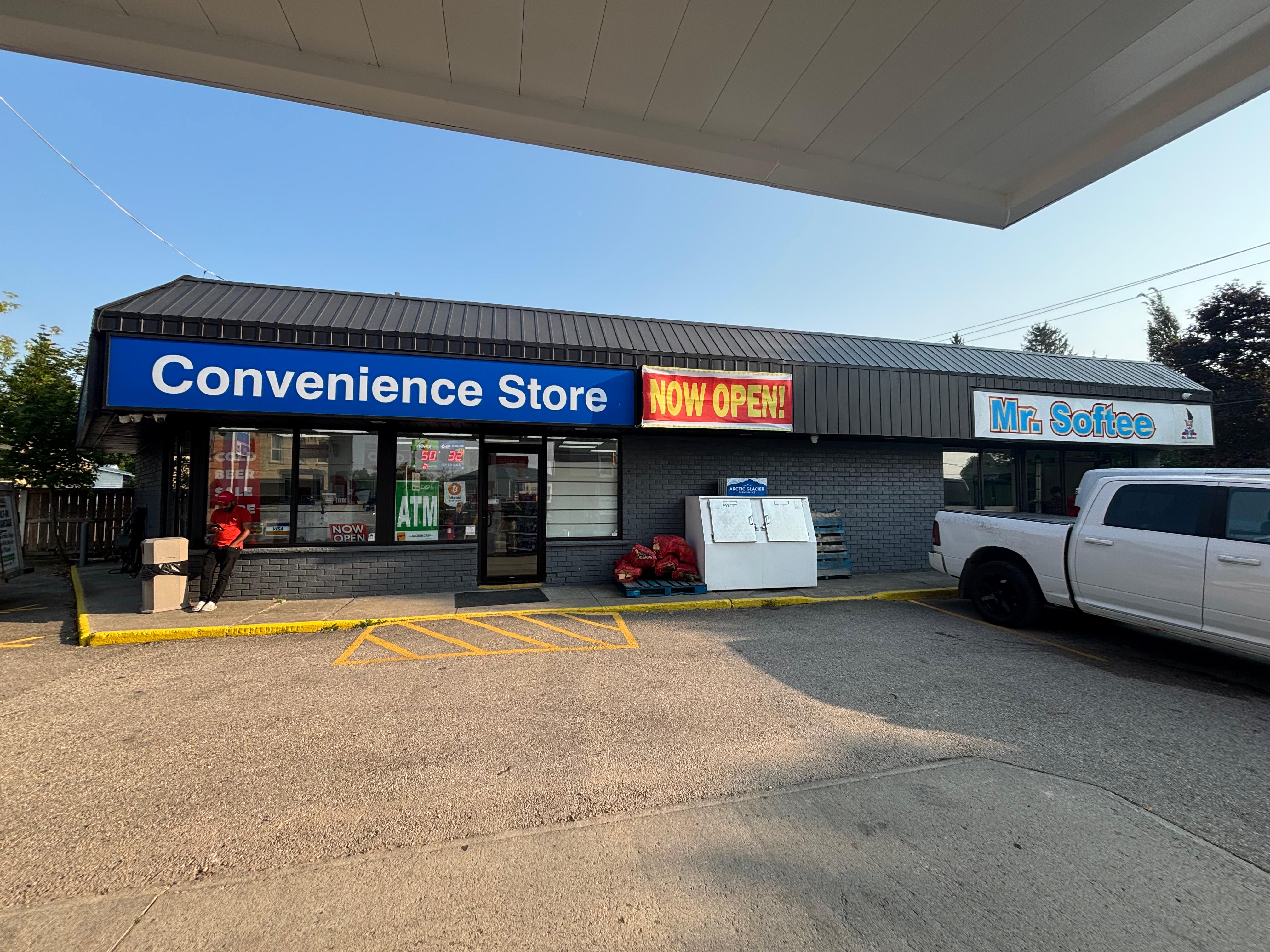 Image of Esso Mount Forest